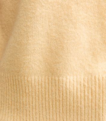 Light Yellow Crew Neck Knit Vest