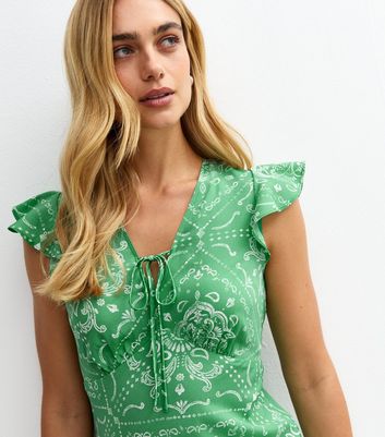 Green Printed Flutter Sleeve Midi Dress
