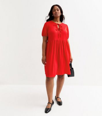 Curves Red Crinkled Texture Tie Front Mini Dress