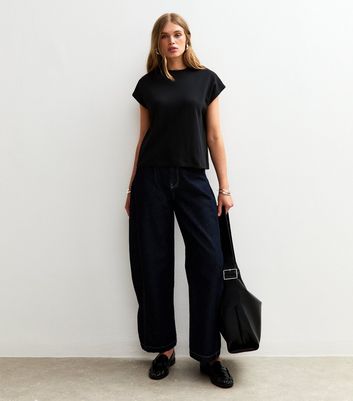 Black Premium Heavyweight Cotton Grown On Sleeve T-Shirt