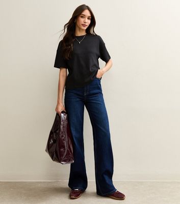 Black Premium Heavyweight Cotton Boxy Fit T-Shirt 3 Black Premium Heavyweight Cotton Boxy Fit T-Shirt