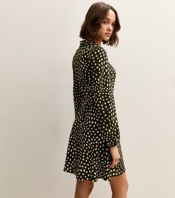 Green Spotty Crinkled Long Sleeve Mini Dress