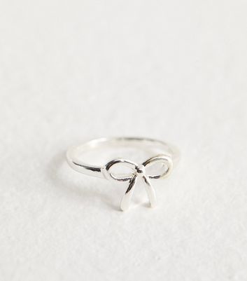 Silver Tone Bow Ring