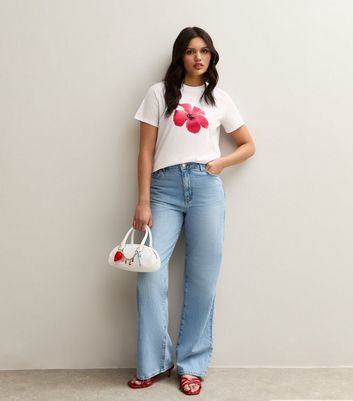 White Hibiscus Print T-Shirt