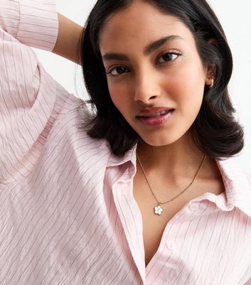 18ct Gold Plated Initial E Flower Necklace