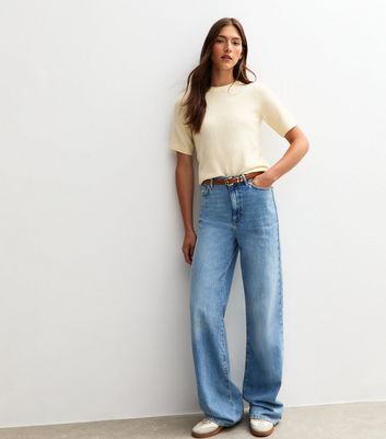 Light Yellow Short Sleeve Midweight Knit T-Shirt