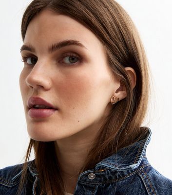 18ct Gold Plated Heart Stud Earrings