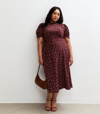 Curves Red Ditsy Print Short Sleeve Crepe Midi Dress