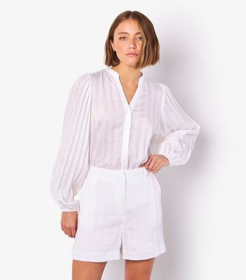 Apricot White Striped Shorts