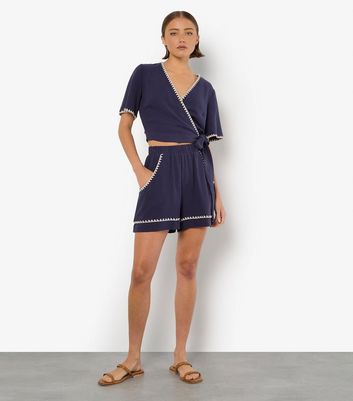 Apricot Navy Blanket Stitch Shorts