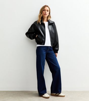 White Boxy T-Shirt 3 White Boxy T-Shirt