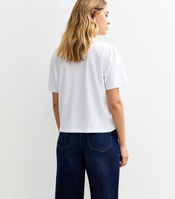 White Boxy T-Shirt 4 White Boxy T-Shirt