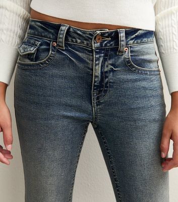 Girls Blue Faded Low Rise Flared Jeans 5 Girls Blue Faded Low Rise Flared Jeans
