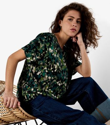 Apricot Abstract Print Side Slit T-Shirt