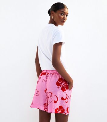 Pink Hibiscus Print Crinkle Texture Shorts 4 Pink Hibiscus Print Crinkle Texture Shorts