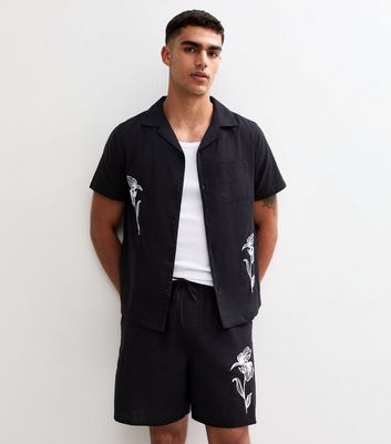 Black Regular Floral Embroidered Shorts