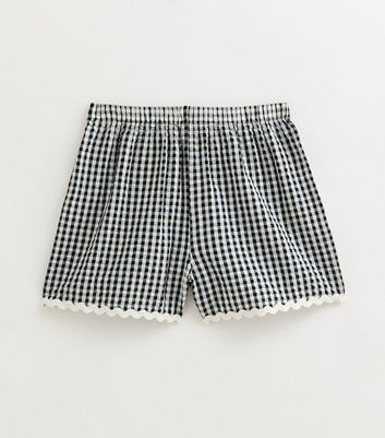 Black Gingham Check Scalloped Hem Shorts 5 Black Gingham Check Scalloped Hem Shorts