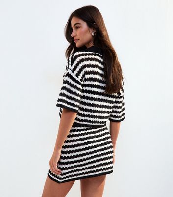 Black Wavey Stripe Cropped Crochet Shirt 4 Black Wavey Stripe Cropped Crochet Shirt