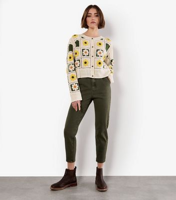 Apricot Cream Daisy Crochet Cardigan