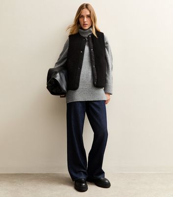 Black Borg Sleeveless Gilet Jacket 3 Black Borg Sleeveless Gilet Jacket