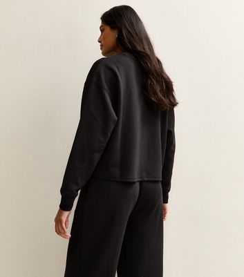 Black Premium Oversized Crew Neck Sweatshirt 5 Black Premium Oversized Crew Neck Sweatshirt