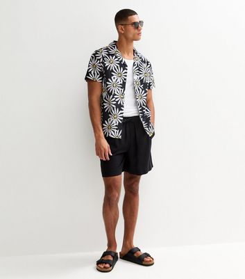 Black Daisy Print Regular Short Sleeve Shirt 3 Black Daisy Print Regular Short Sleeve Shirt
