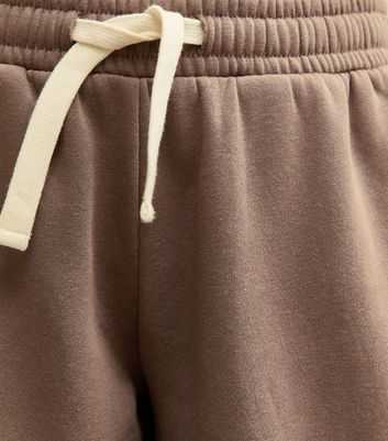 Girls Camel Oversized Joggers 5 Girls Camel Oversized Joggers