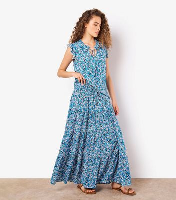 Apricot Blue Floral Print Ruffled Sleeveless Top