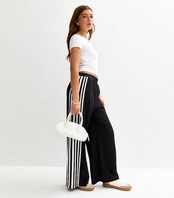 Girls White One Shoulder T-Shirt 3 Girls White One Shoulder T-Shirt