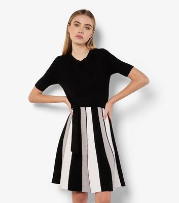 Apricot Black Colour Block Knit Dress