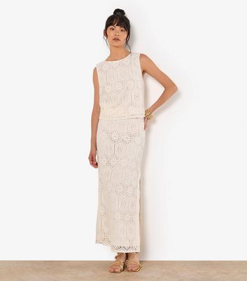 Apricot Cream Tile Crochet Slit Hem Maxi Skirt