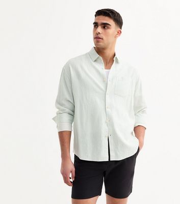 Black Regular Pleated Front Chino Shorts