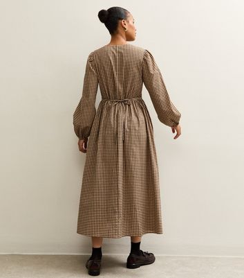 Petite Brown Checked V-neck Puff Sleeve Midi Dress