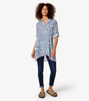 Apricot Blue Animal Print Asymmetric Hem Top