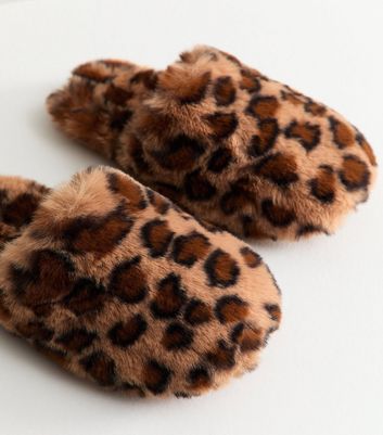 Stone Leopard Print Faux Fur Slippers 5 Stone Leopard Print Faux Fur Slippers
