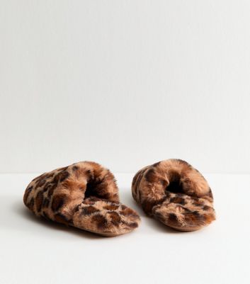 Stone Leopard Print Faux Fur Slippers 6 Stone Leopard Print Faux Fur Slippers