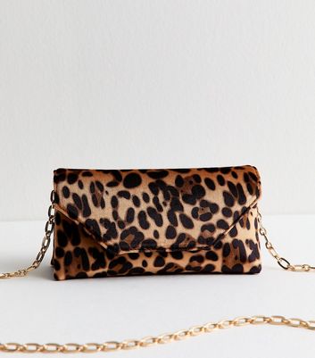 Brown Leopard Print Velvet Chain Strap Clutch