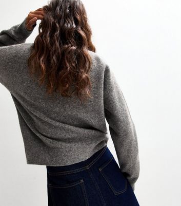 Grey Crew Neck Knit Cardigan 4 Grey Crew Neck Knit Cardigan